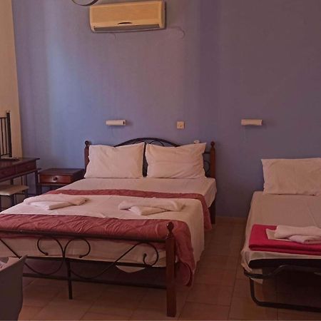 Corfu Sunflower Apartments Benitses  Bagian luar foto